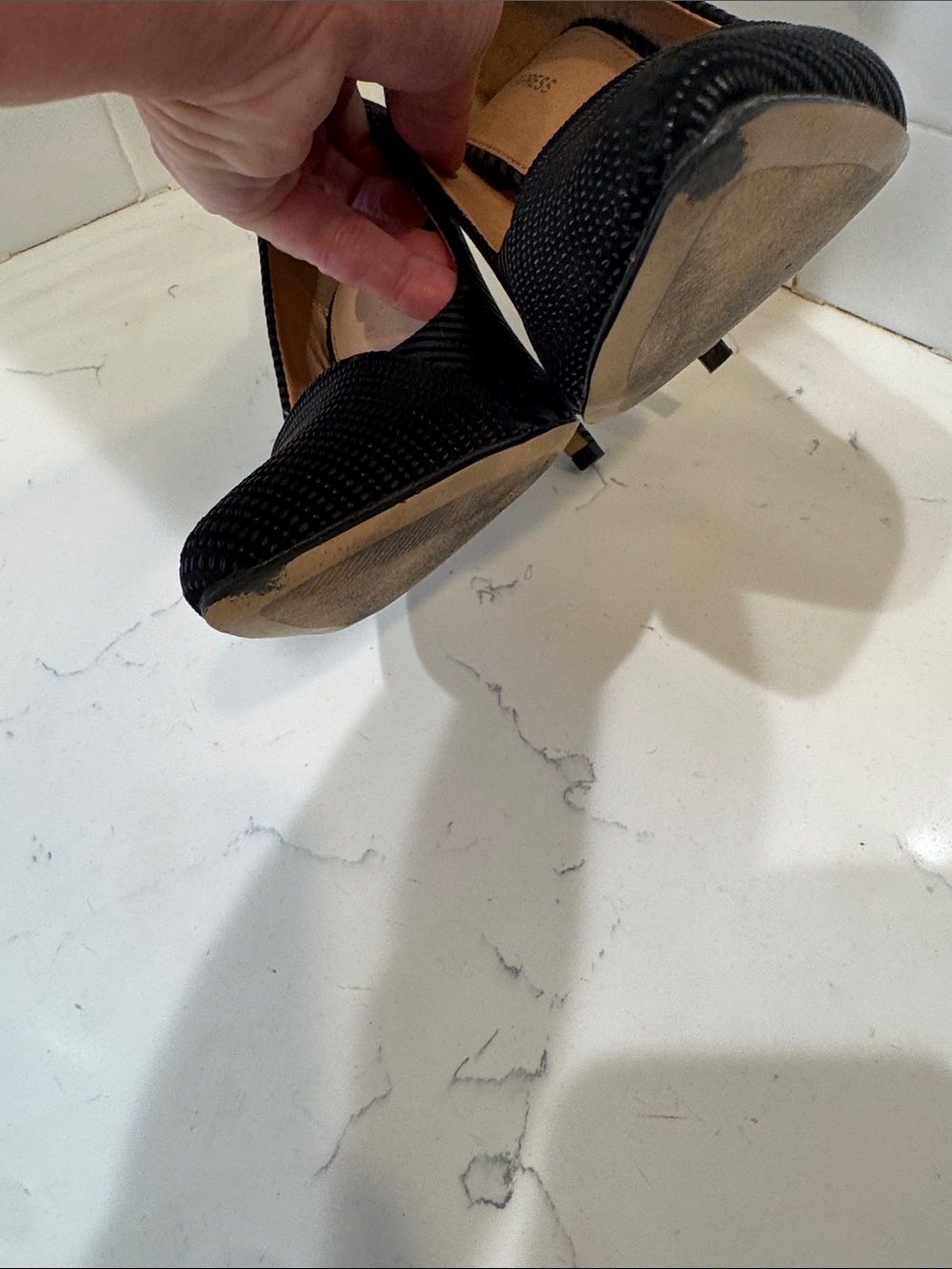 Express Black Ribbed Pointed Toe Pumps Size: 7 - Picture 8 of 12